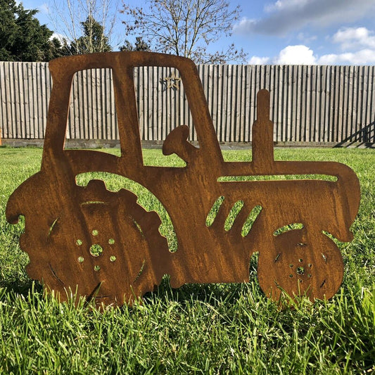 Garden Rusty Metal Tractor Lawn Decoration Feature Ornament